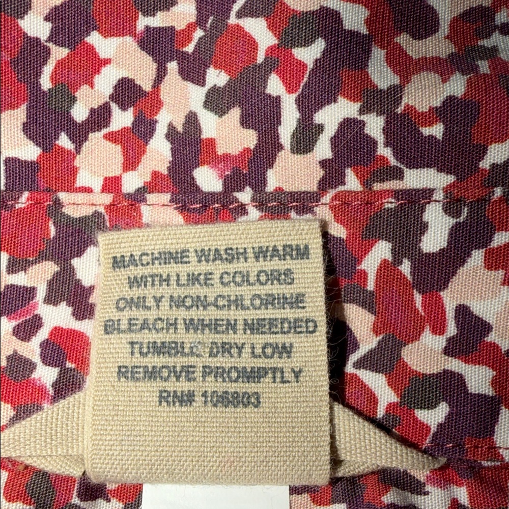 Duluth Trading Co Red and White Patterned Button Down Shirt - Picture 12 of 12